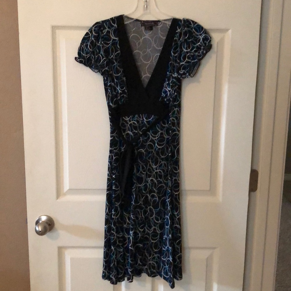 Short sleeve dress